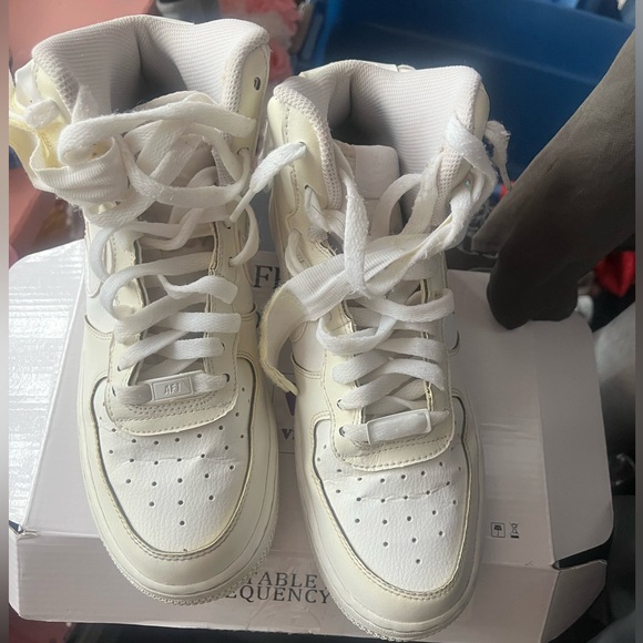 Nike Other - Nike Kids Cream High-Top Sneakers